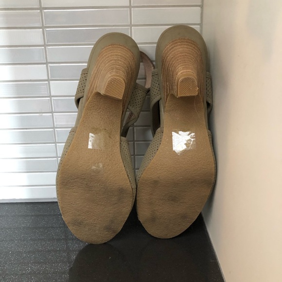 Greenwich Village women’s heels - Picture 8 of 11